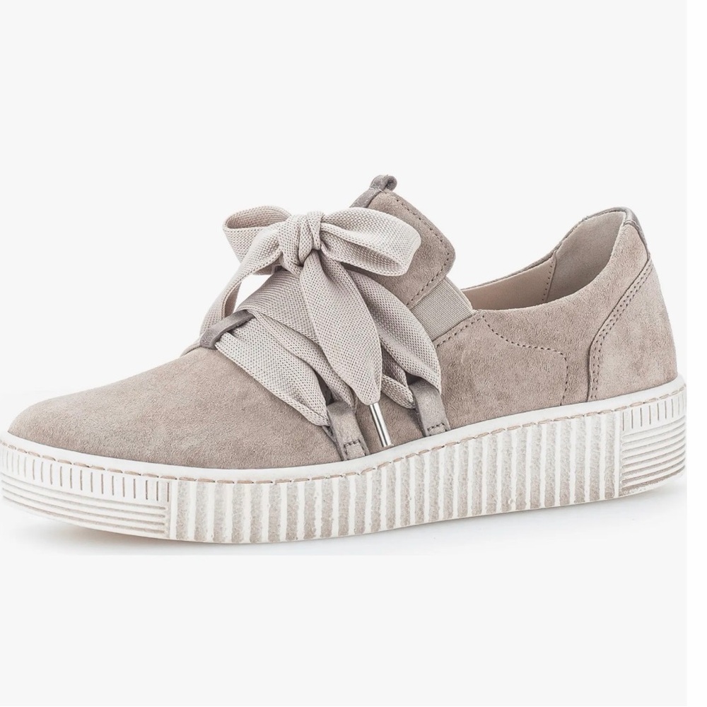 Sz 9 Women’s GABOR 43.333 Platform Sneakers Taupe “Silk” Suede